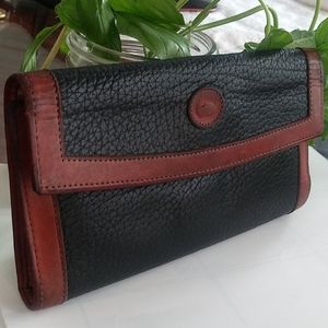 Vintage Dooney& Bourke wallet